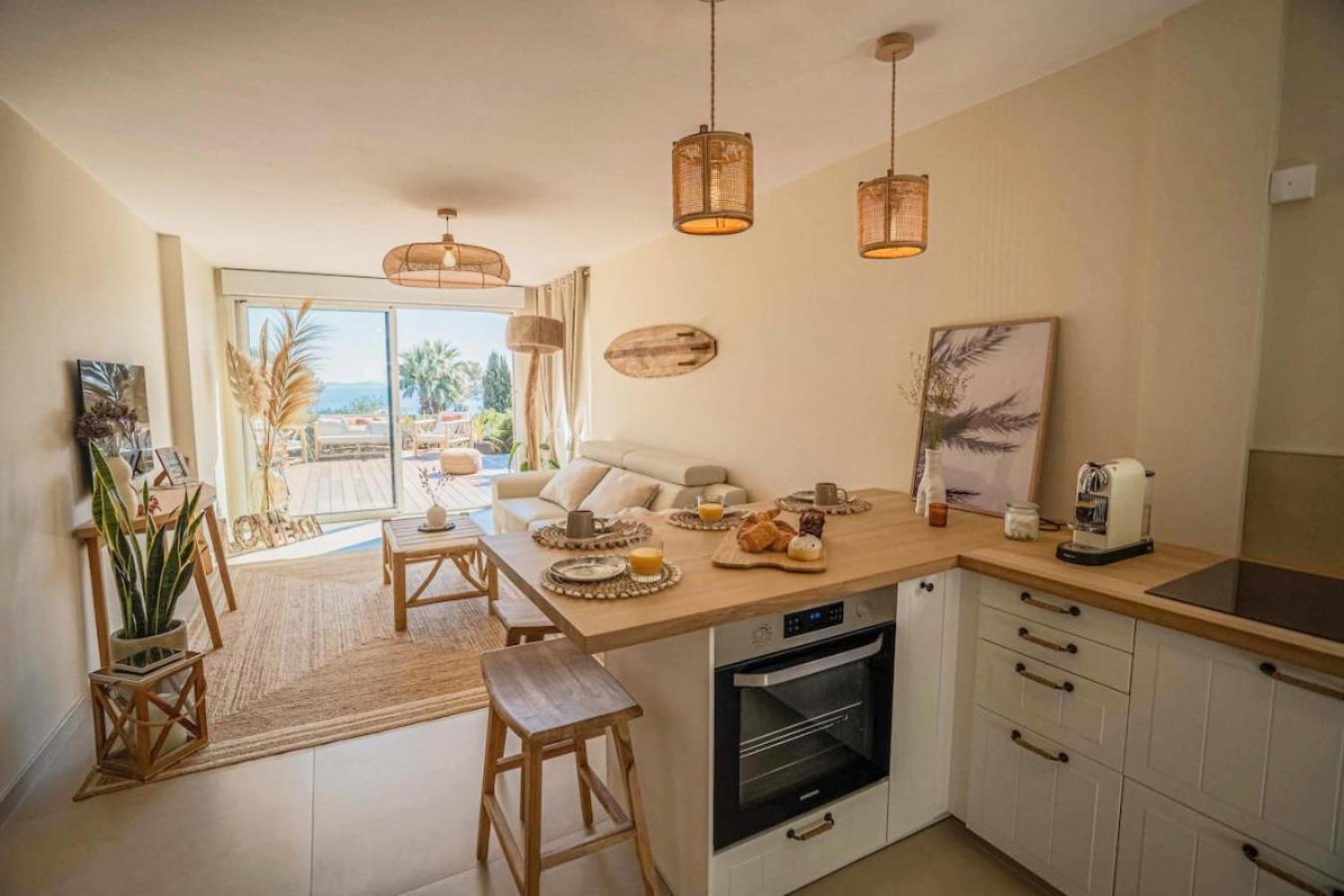 Logement Vue Mer Splendide - Situe A 50 Metres Du Bord De Mer Et 2 Minutes Des Plages - Bandolina 外观 照片