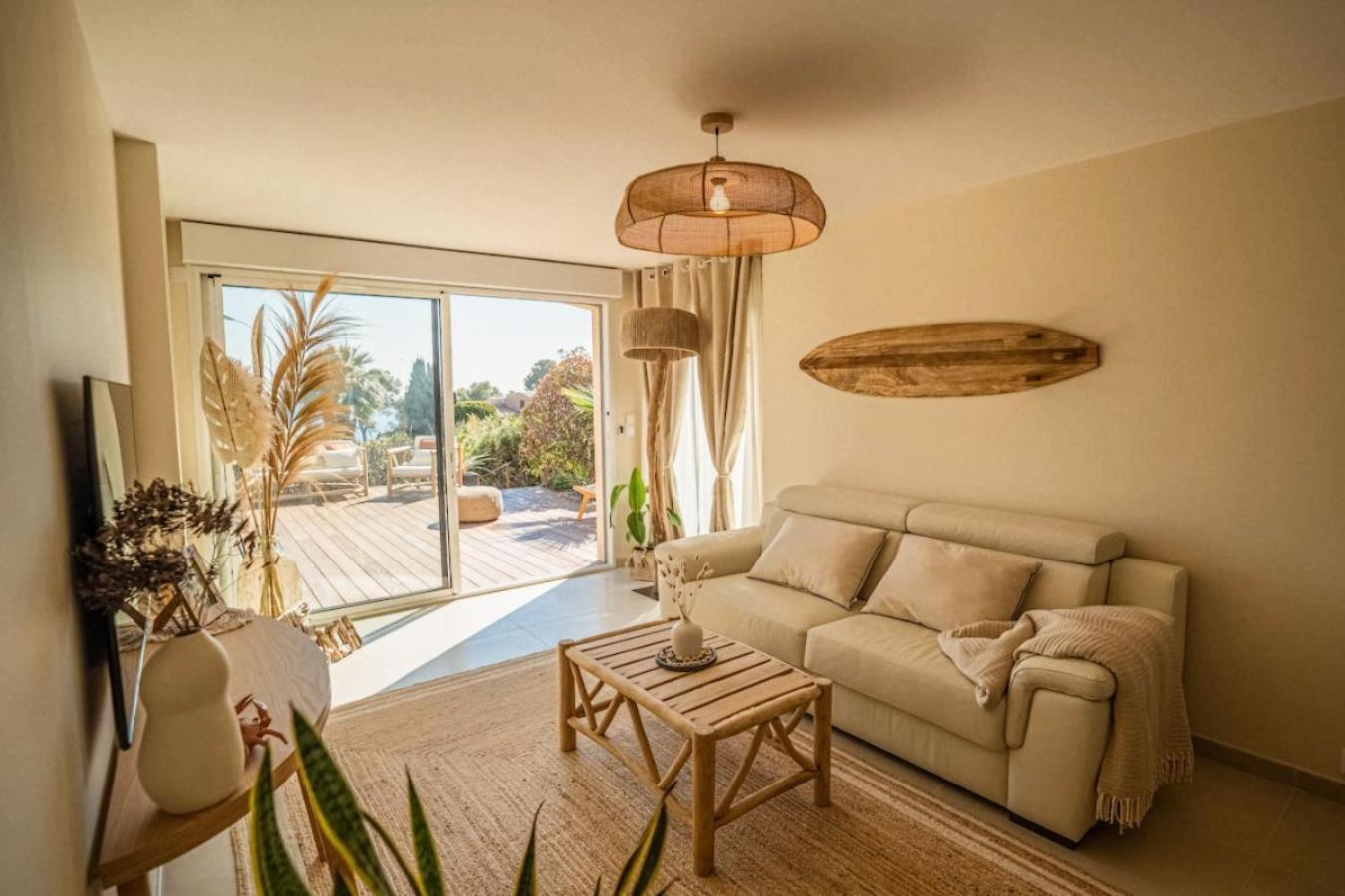 Logement Vue Mer Splendide - Situe A 50 Metres Du Bord De Mer Et 2 Minutes Des Plages - Bandolina 外观 照片